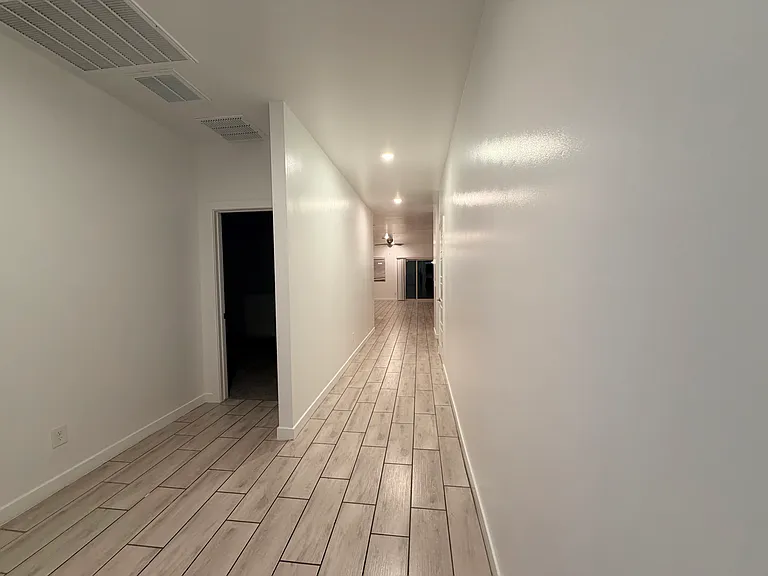 976 E White Wing Dr — Photo 18