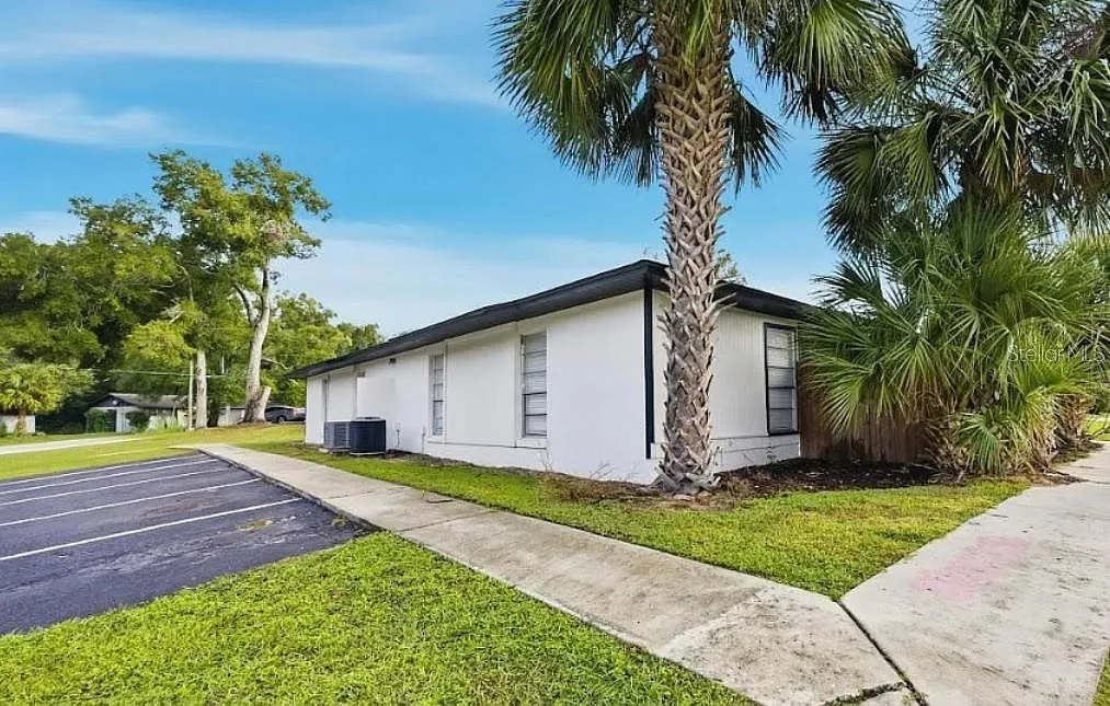 2 bed, 2.0 bath, 854 sqft, $1,125 — Photo 1