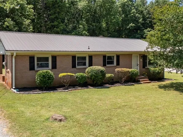 367 Albert Dr, Lexington, NC 27292
