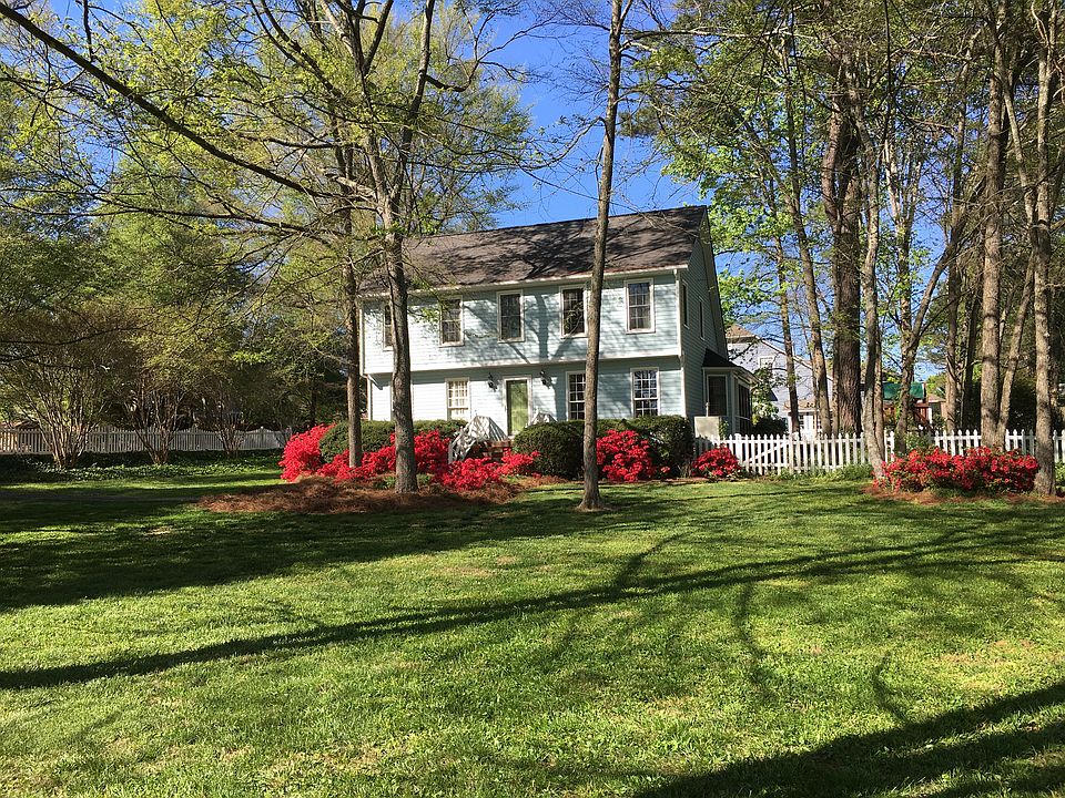 2nd image of 905 Concord Rd