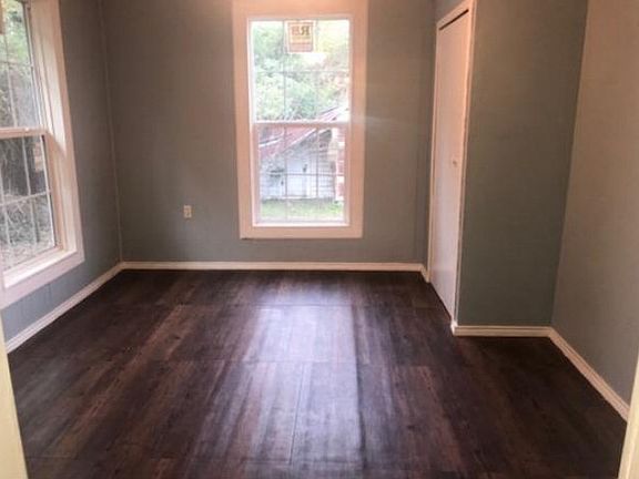 3rd image of 3007 Cecil Jones St