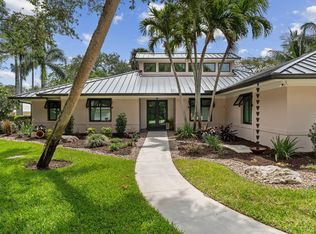 121 Hillcrest Dr, Sewalls Pt, FL 34996