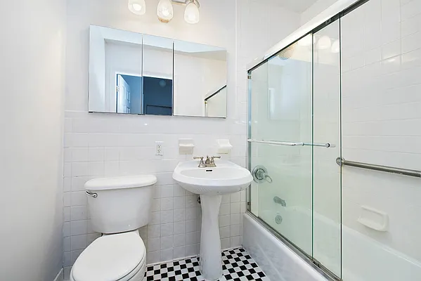 Rented by Keller Williams NYC | media 9