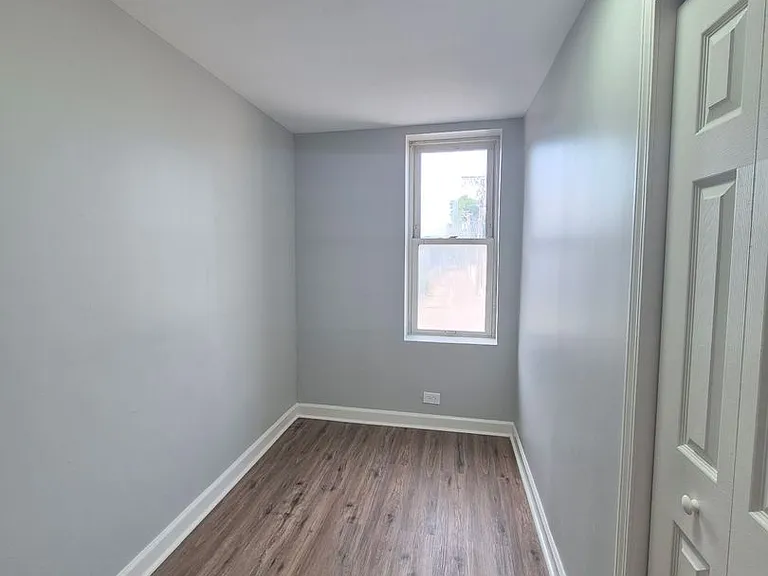 2815 Harrison — Photo 21