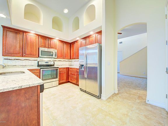 5th image of 126 Mediterranean Way