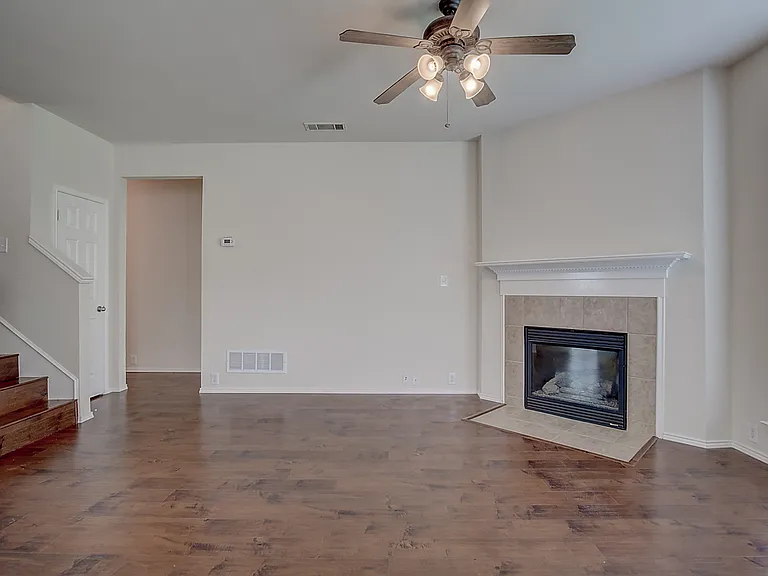 2609 Monroe Dr — Photo 6