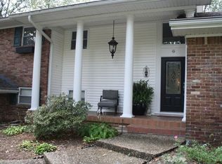 6 Lexington Rd, Little Rock, AR 72227