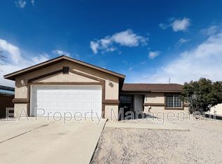 1225 11th St SE, Rio Rancho, NM 87124