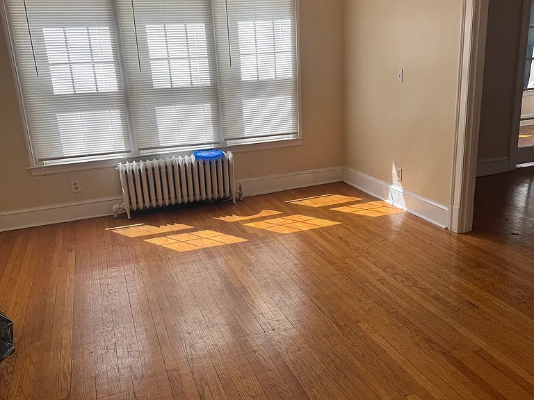 883 Farmington Ave #1 — Photo 1