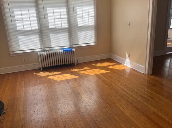 883 Farmington Ave #1, West Hartford, CT 06119