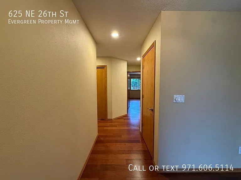625 NE 26th St — Photo 4