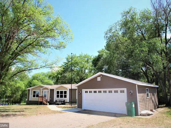 335 146th St, South Haven, MN 55382