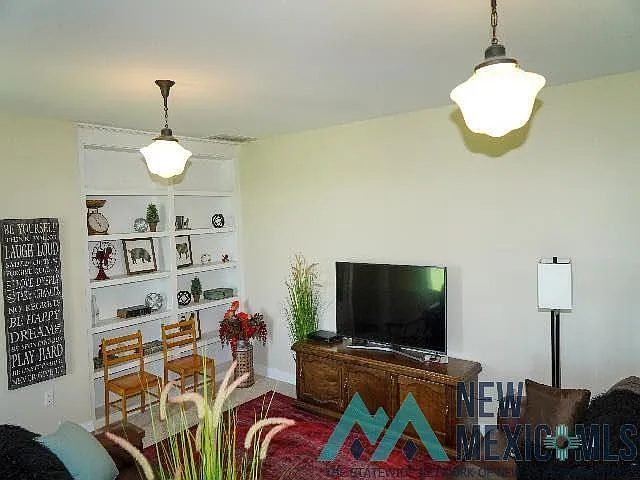 7342 N Main St — Photo 58