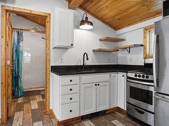 4th image of 9775 Creighton Rd SW