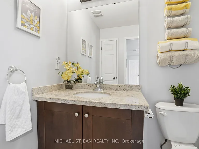 63 Fowler Dr — Photo 37