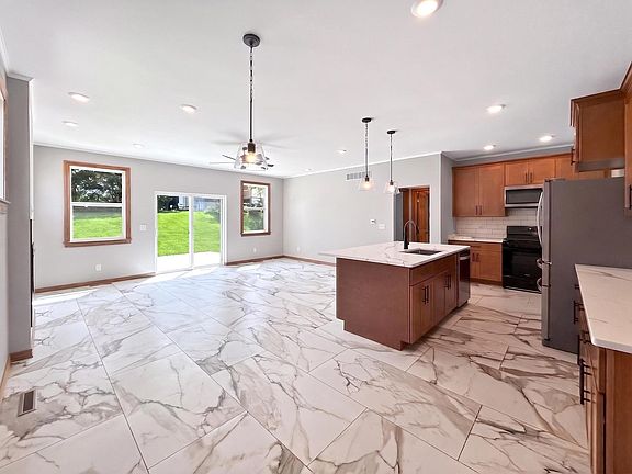 5th image of 236 Haines Dr