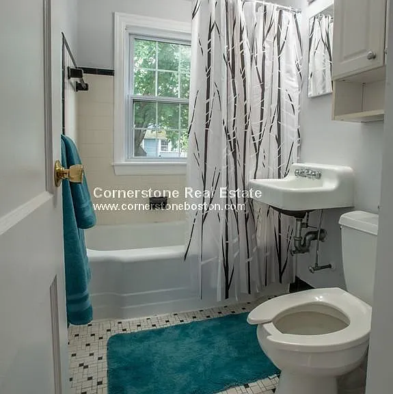 71 Tyler St #1 — Photo 3