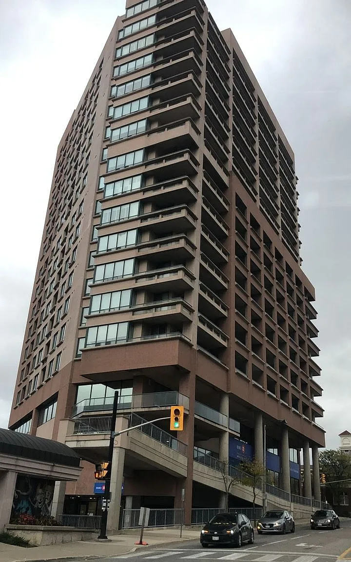 2 bed, $2,600 — Photo 1