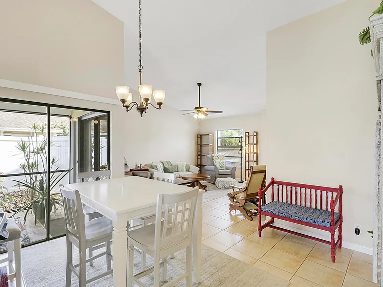 703 Stonewood Ct #16C — Photo 11