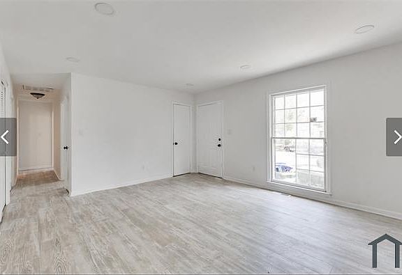 5th image of 2403 V St
