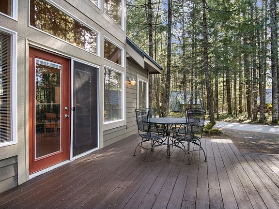 5th image of 124 Tatoosh View Dr