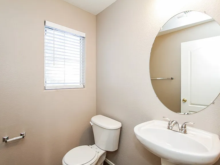 11663 Rossovino St — Photo 16