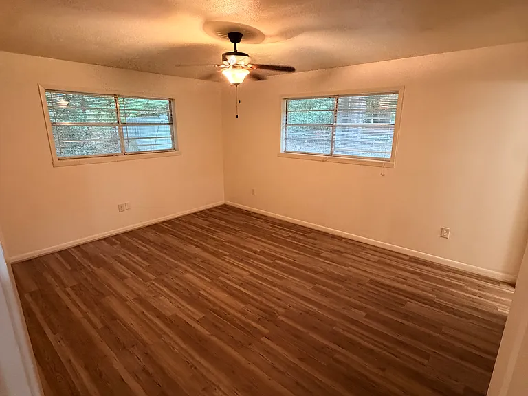 314 Perry Dr — Photo 10