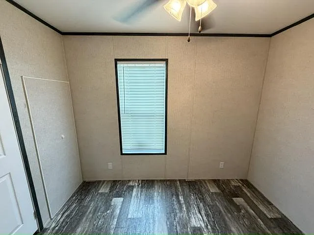 157 Lakeside Garden Cir #157 — Photo 23