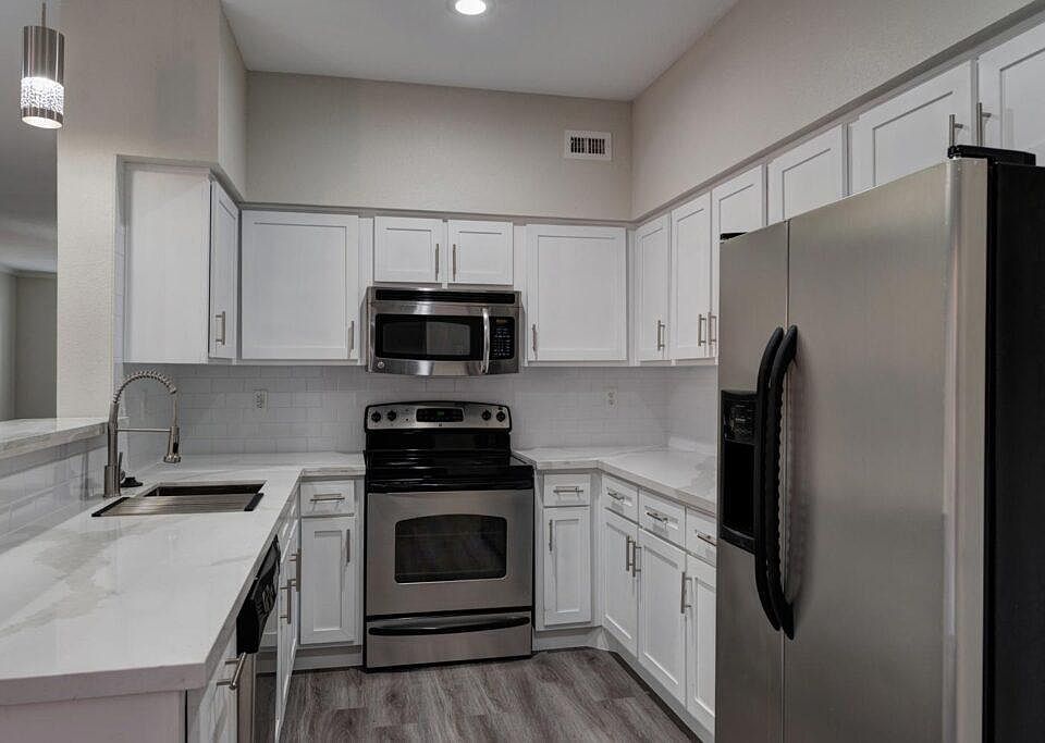 1st image of 2380 Bering Dr #E775d4cee
