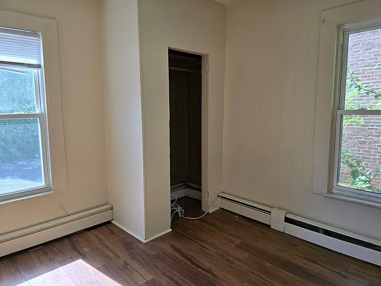 22 Oak St #2 — Photo 7
