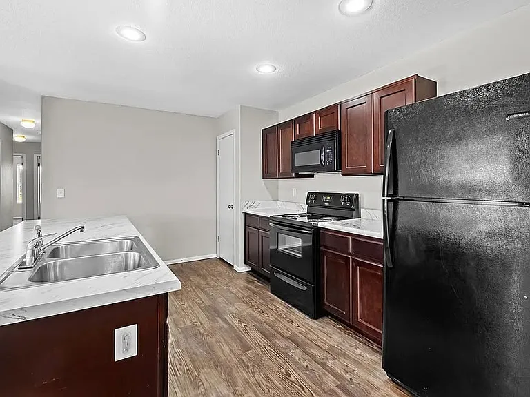 264 E Anabranch Ct — Photo 7