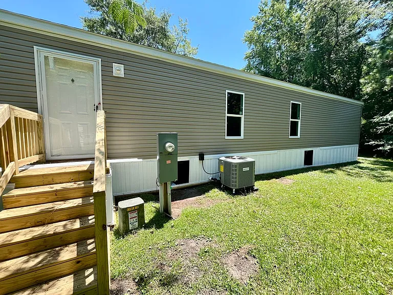 226 Old Airport Rd — Photo 29