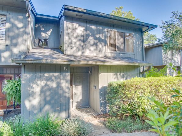 18 Hillbrook Way