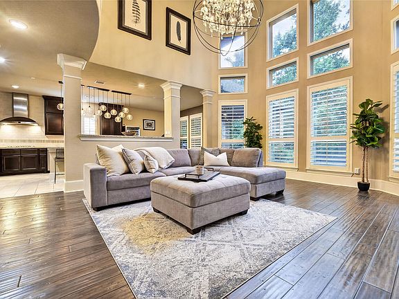 3rd image of 7907 Augusta Creek Ct