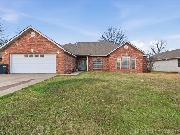 2045 Aspen Dr, Tahlequah, OK 74464