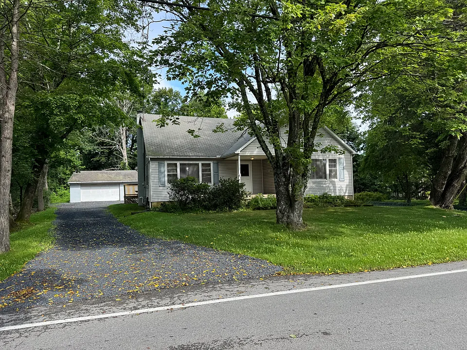 3528 Pocono Park Dr