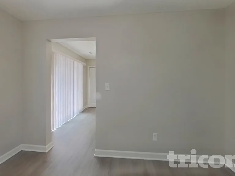 1008 Crowders Woods Dr — Photo 6