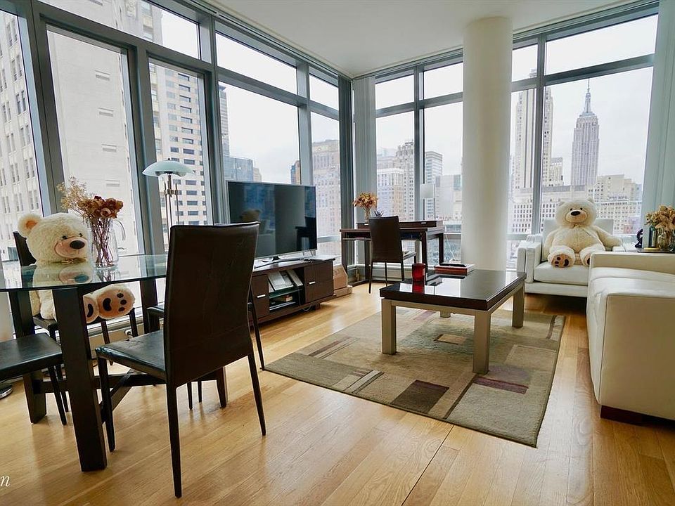 1st image of 18 W 48th St APT 26C