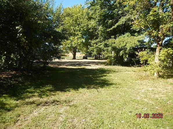 5484 N Old Michigan Rd, Osgood, IN 47037
