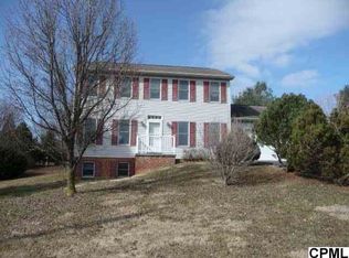 112 E Springville Rd, Boiling Springs, PA 17007