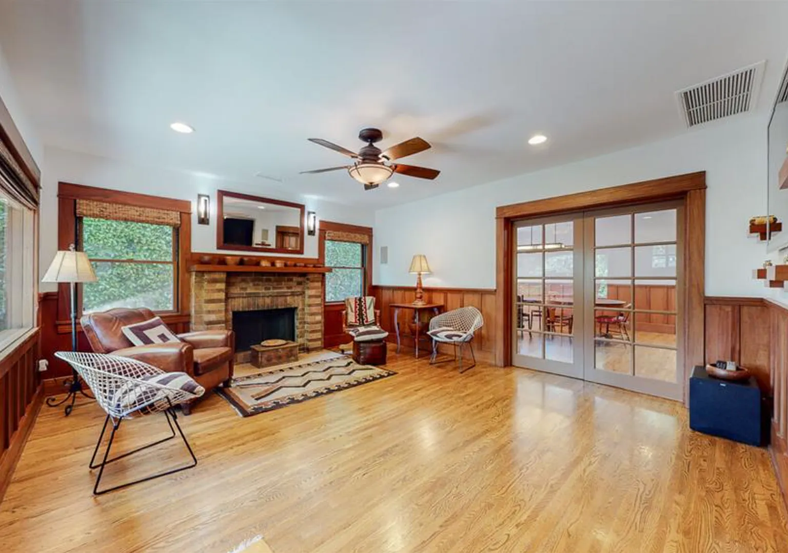 Impeccably restored Craftsman Securely Gated and Hedged for Privacy! — Photo 4