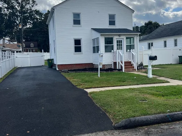 209 W 11th Ave, Baltimore, MD 21225