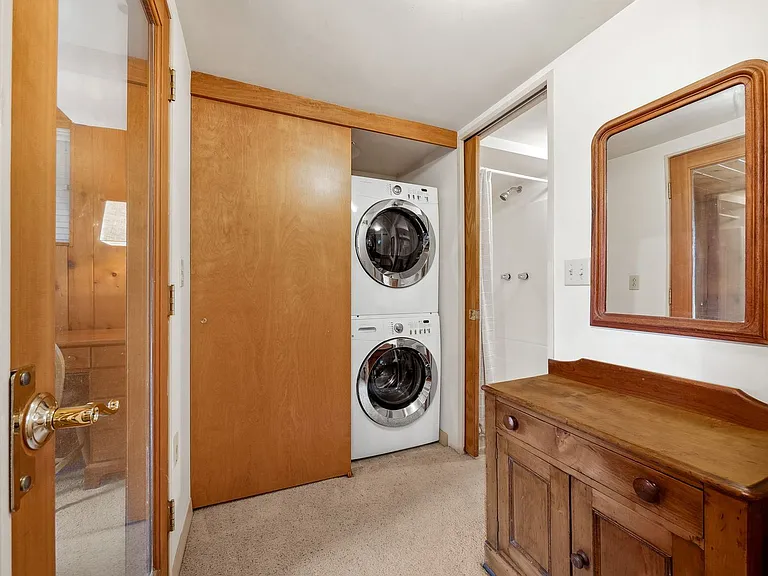 17600 Sylvester Rd SW #A — Photo 8