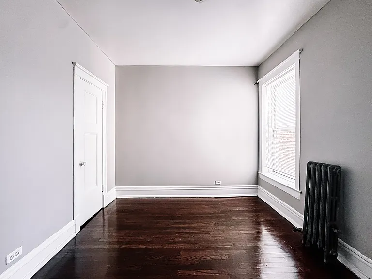 6158 S Langley Ave #3 — Photo 3