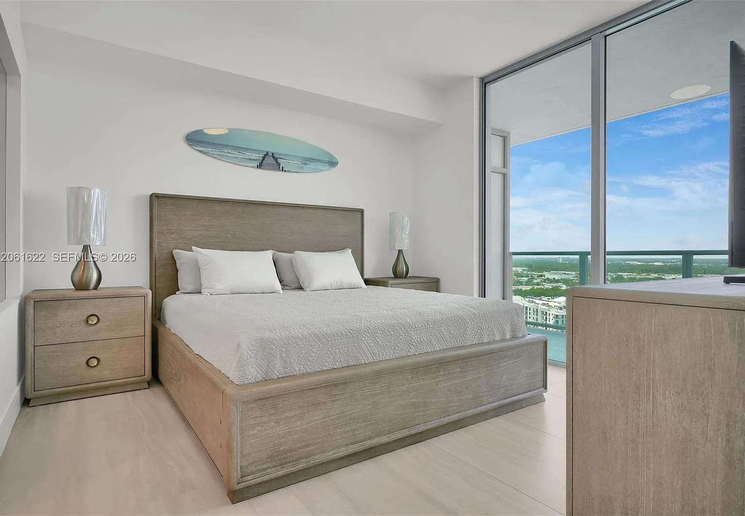 One Park Tower Condo 1610 — Photo 4