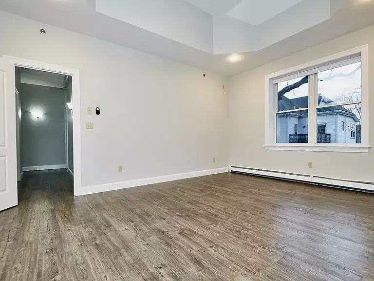86 Pratt St #3 — Photo 9