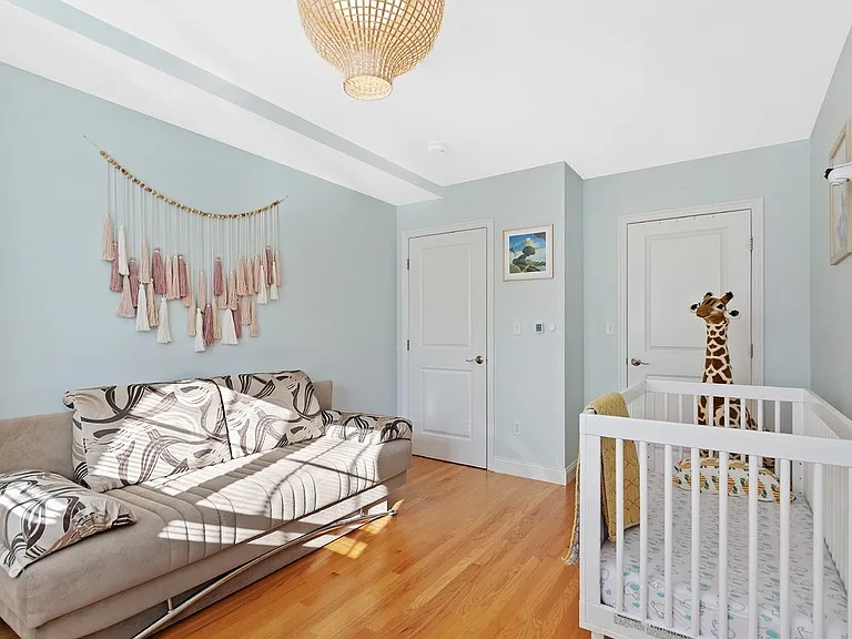 32 Common St #23 — Photo 21