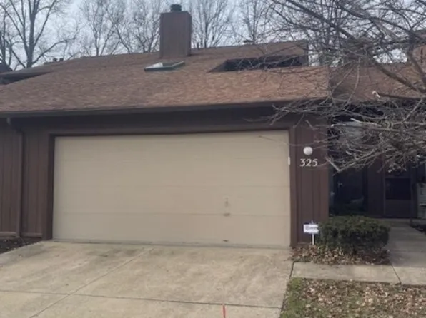 325 Katey Rose Ln #325, Euclid, OH 44143
