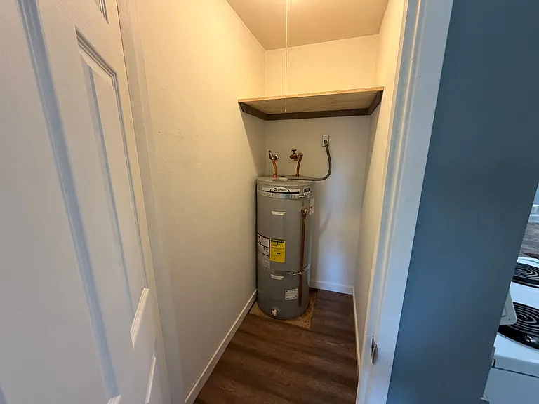 3432 Hoyt Ave #5 — Photo 6