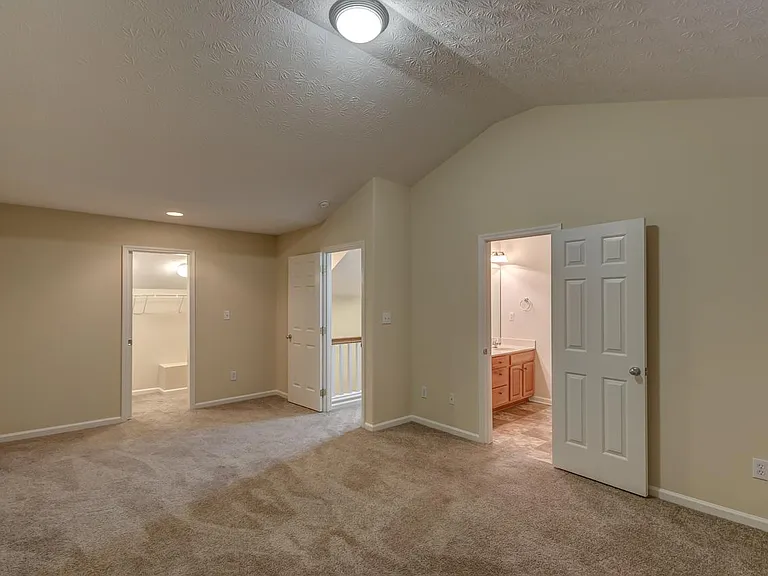 341 Darenia Ln — Photo 24